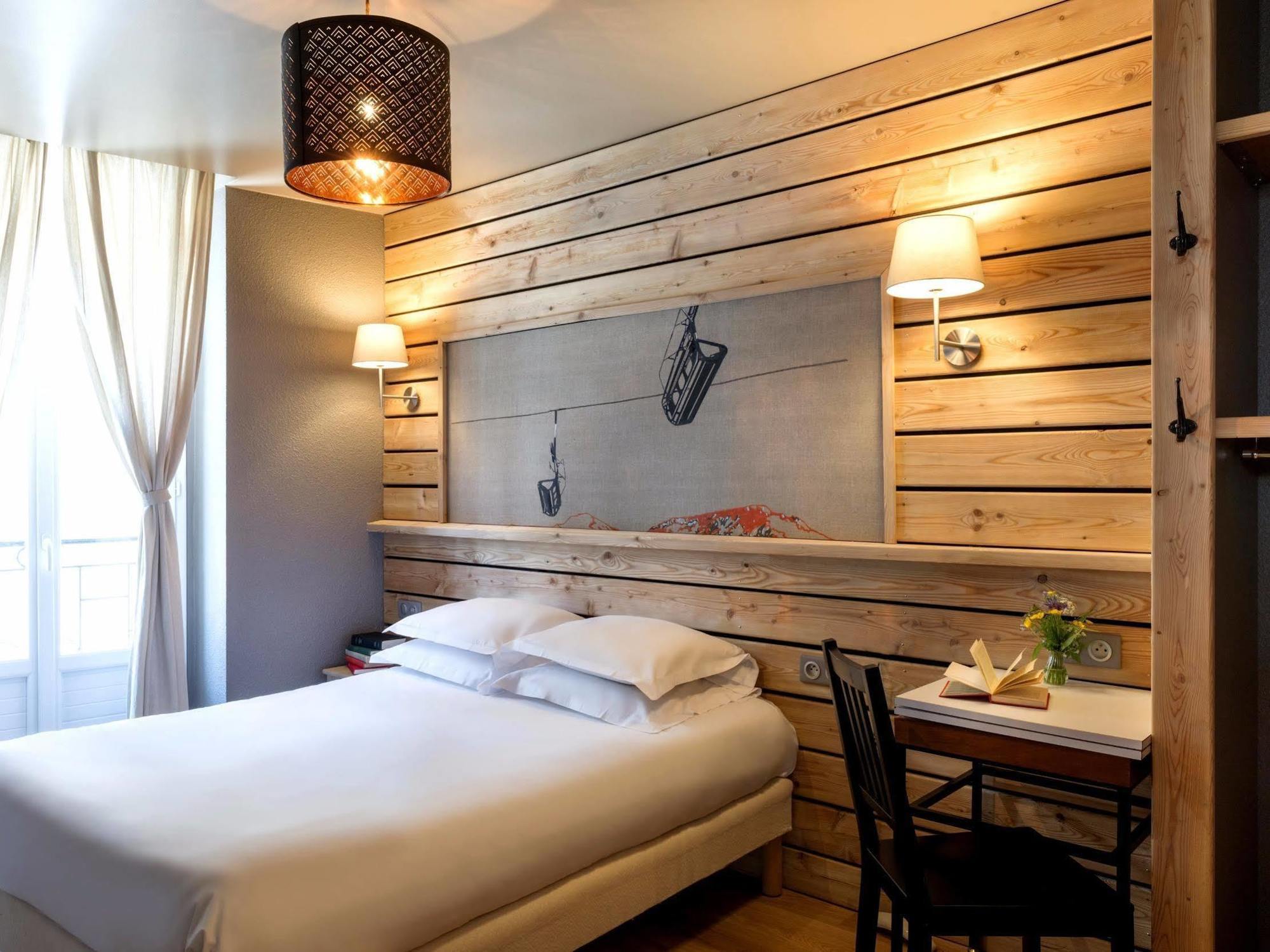 Hotel De Russie เลอมงต์-ดอร์ ภายนอก รูปภาพ