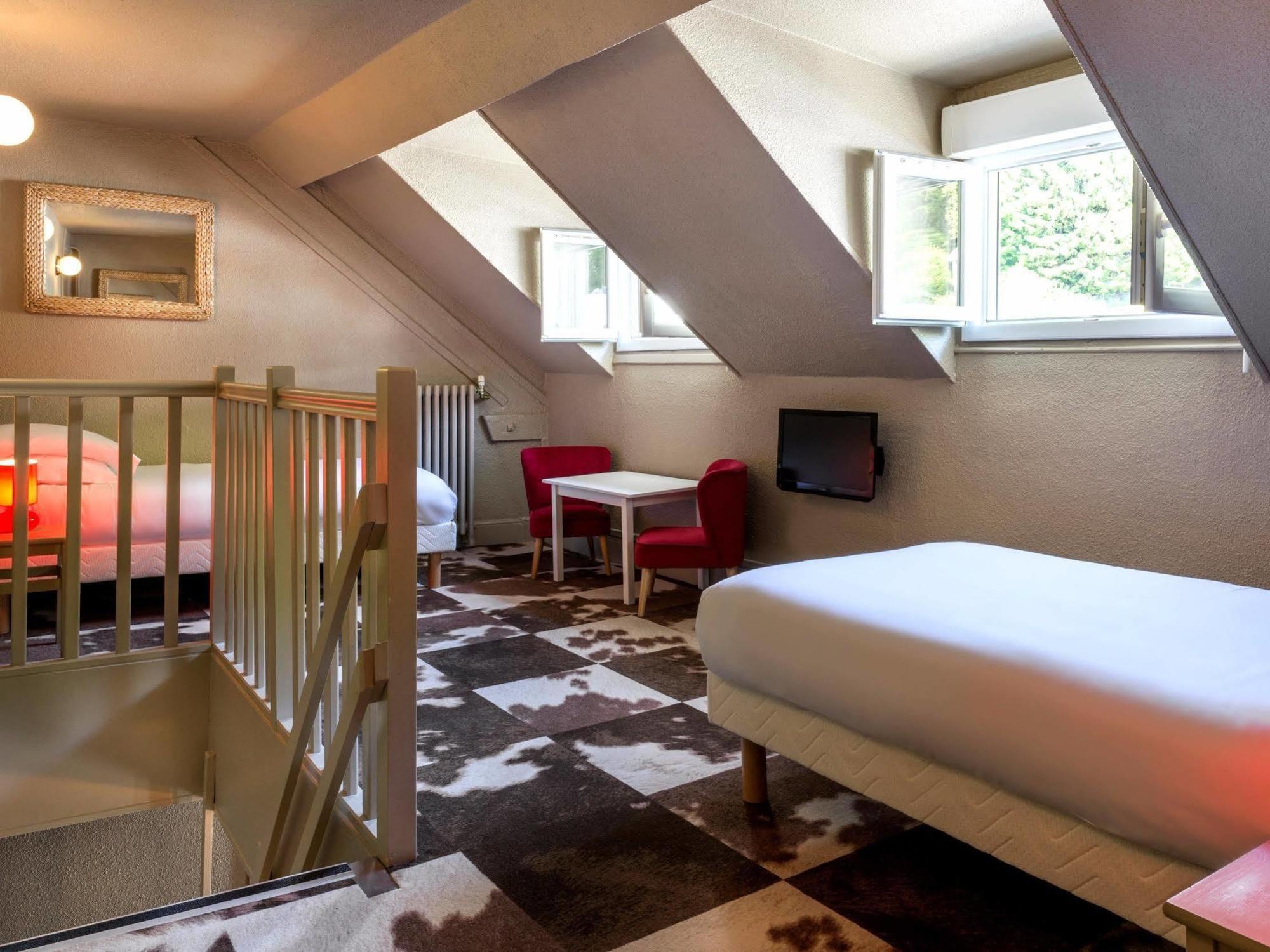 Hotel De Russie เลอมงต์-ดอร์ ภายนอก รูปภาพ